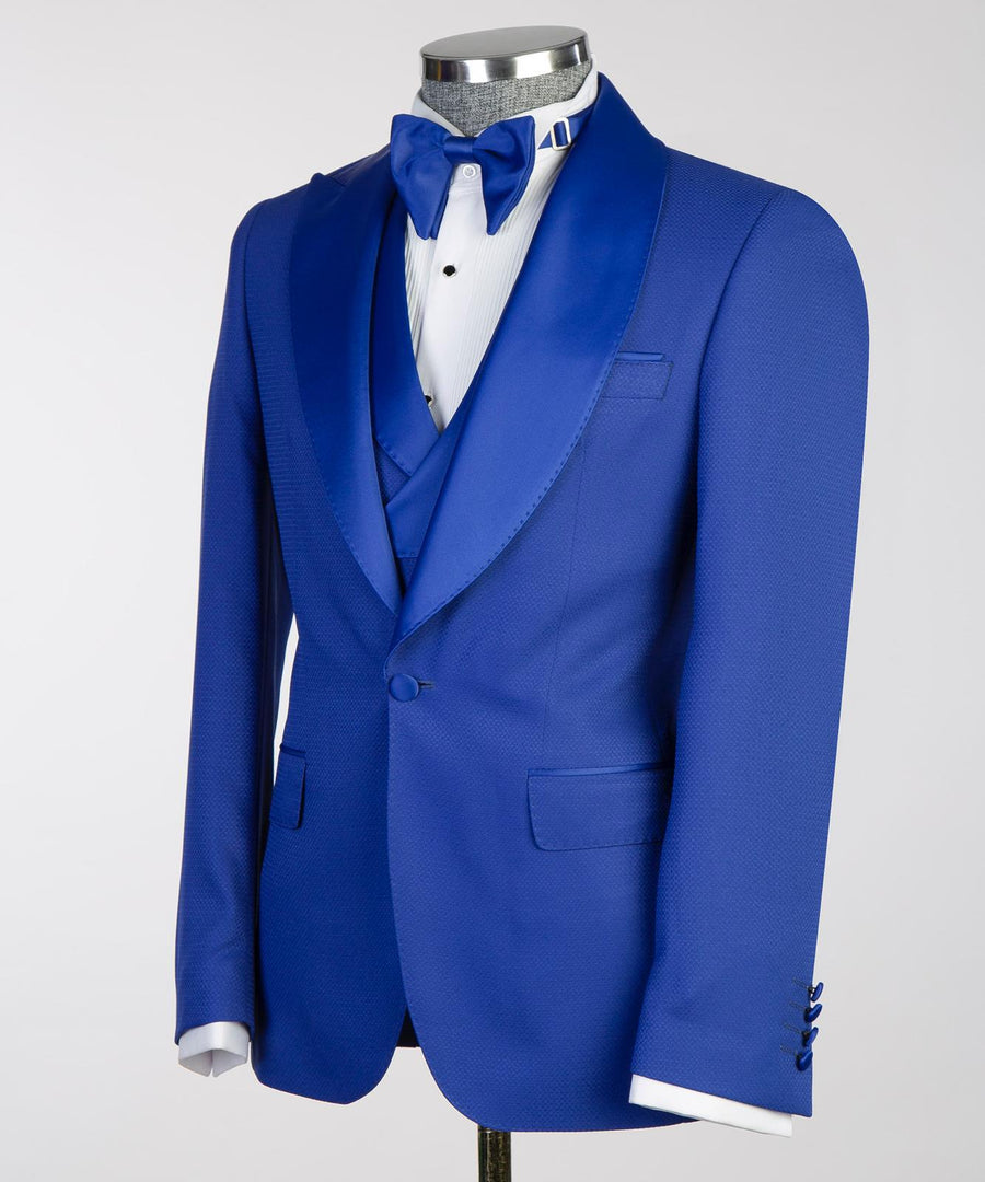 Round collar classic tuxedo