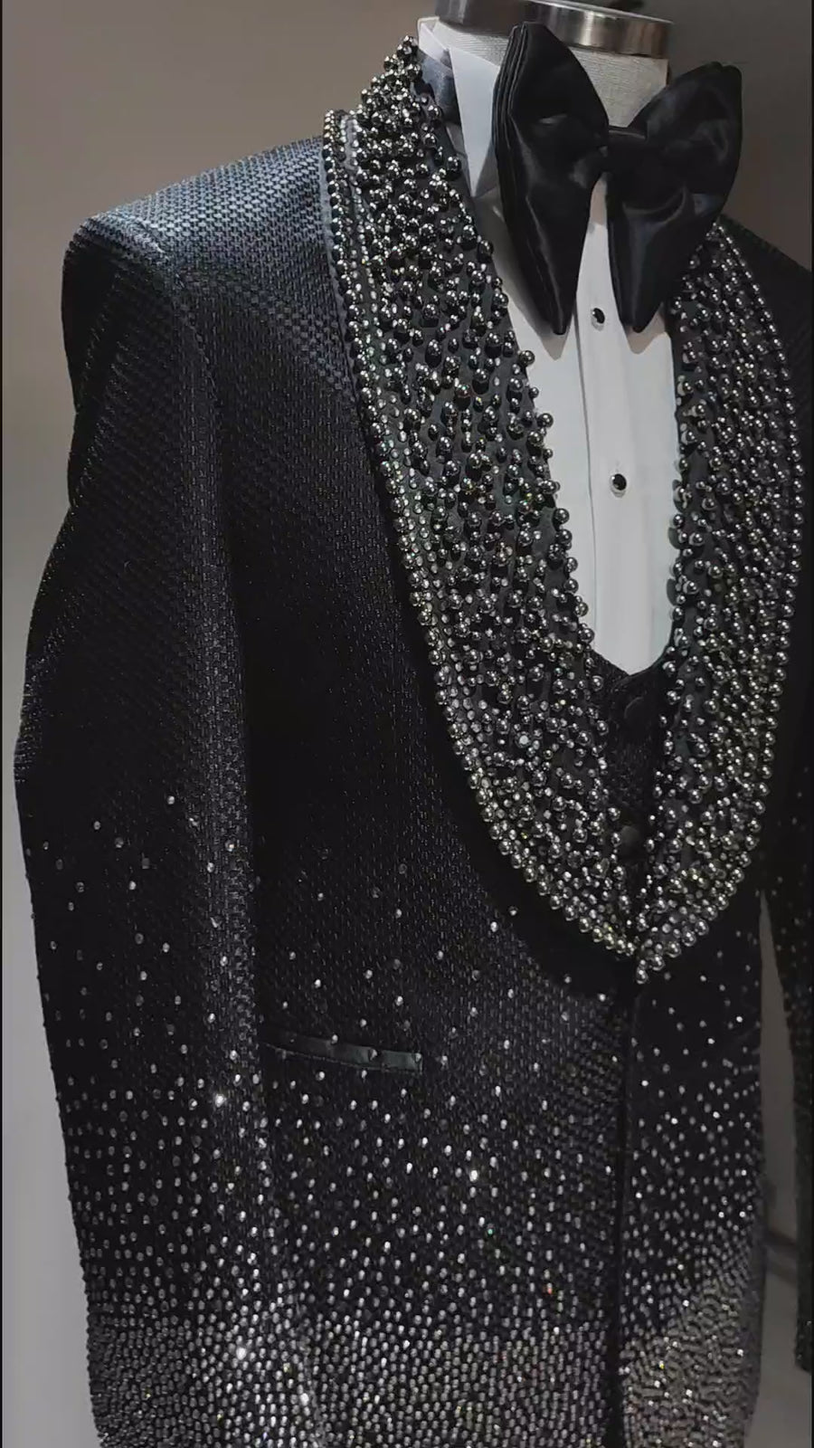 Custom made SILVER TUXEDO